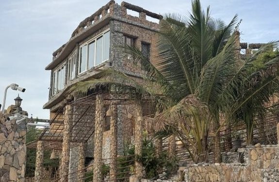 بيت فنجاء التراثي .. ذاكرة حية للمجتمع العماني وأحد الجسور التي تربط الأجيال ببعضها