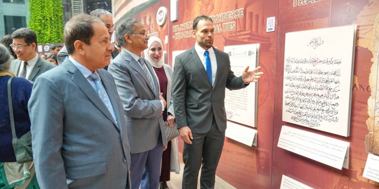 أكثر من 100 وثيقة في معرض وثائقي بنيودلهي حول “العلاقات العُمانية الهندية”