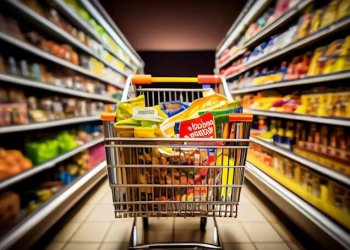 عند التسوق: اتبع هذه الإرشادات لتكون خياراتك صحية وآمنة