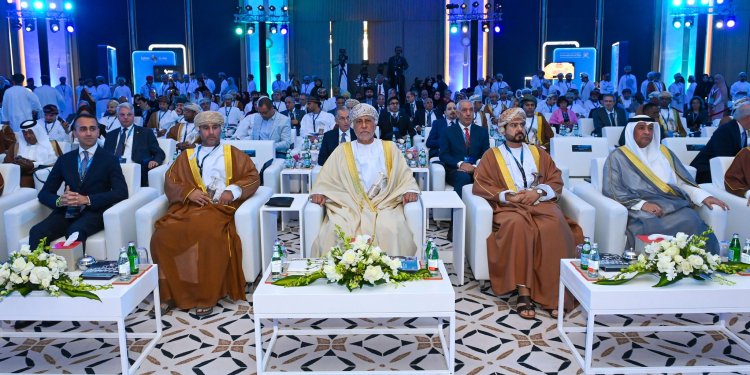 سمو السيد شهاب يرعى انطلاق فعاليّات منتدى الاستثمار الدّولي الأول “أدفانتج عُمان”