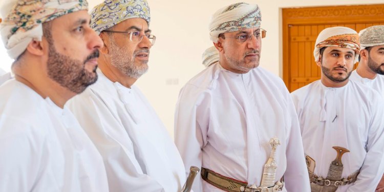 محافظة الداخلية تدفع بعجلة التنمية بمشاريع في النقل والسياحة والبنية الأساسية