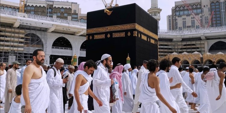 بعثة الحج العُمانية: شراء الأضاحي والهدي حصريًّا عبر “نسك” أو مشروع المملكة