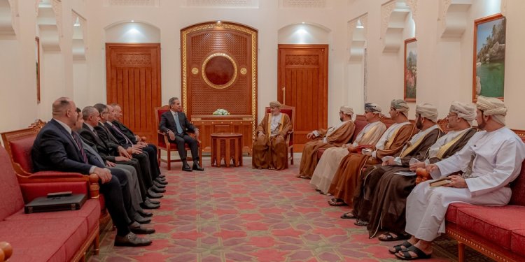 سلطنة عُمان والعراق تبحثان سبل تطوير العلاقات العدلية والقضائية