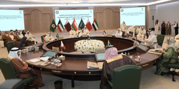 حضور عماني في اجتماع وزراء التعليم العالي بدول مجلس التعاون بالكويت