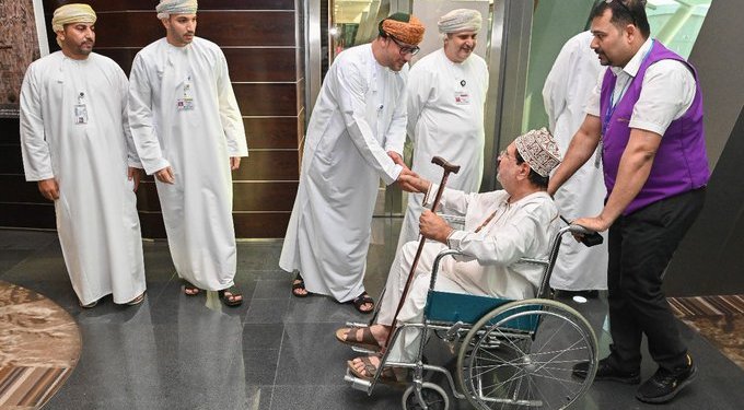 وزارة الخارجية: عودة 181 مواطنًا عُمانيًا وعدد من رعايا دول أخرى عبر الجو