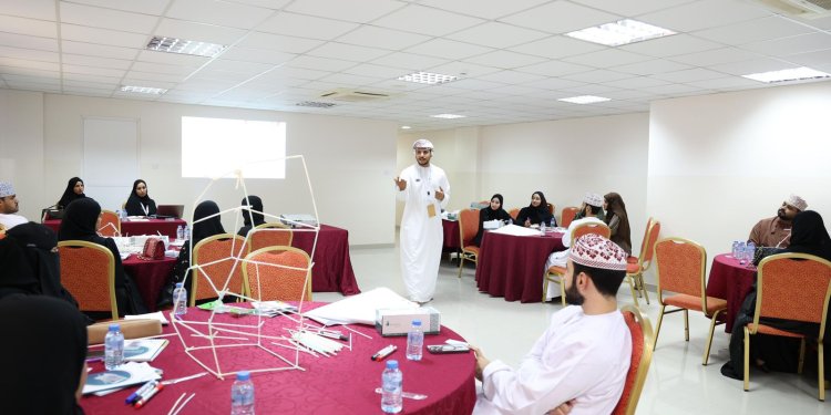 تنفيذ مشروع اسناد للعمل التطوعي بولاية الرستاق