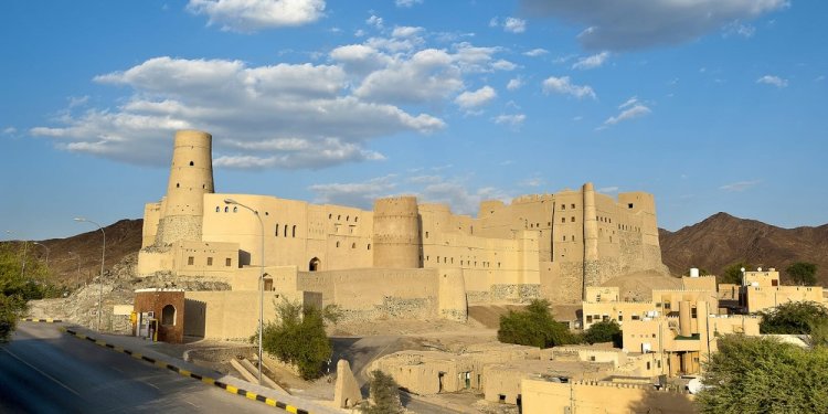 سلطنة عُمان توسّع خريطة السياحة الترفيهية بمشروعات نوعية جديدة في 2025