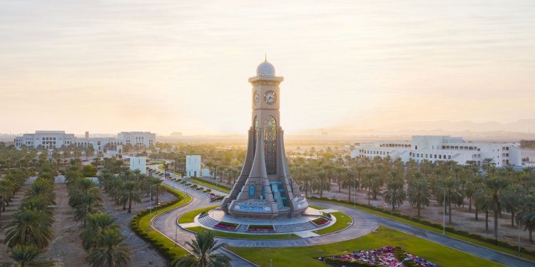 جامعة السلطان قابوس تتقدم إلى المركز 334 عالميًّا في تصنيف QS لعام 2026