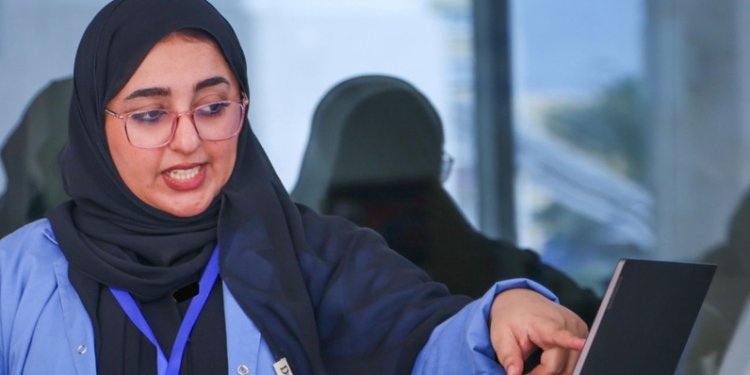دراسة بحثية عُمانية تُعيد تدوير رقائق الألومنيوم المستعملة لمكافحة الميكروبات بطريقة بيئية