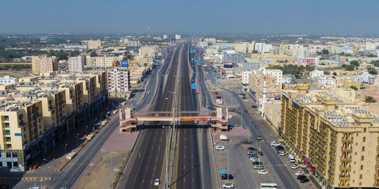 توسّع عمراني واستثماري لافت بجنوب الباطنة.. وارتفاع إباحات البناء الكبرى 50%