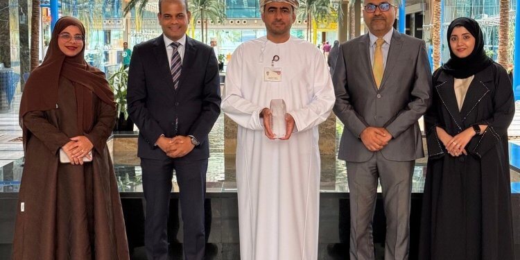 تتويج بنك مسقط بجائزة عالميّة كأفضل بنك في مجال تقديم حلول استثماريّة