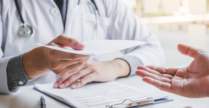 3,800 إجازة مرضية يوميًا، و95 ألف عملية جراحية خلال 2024.. إليك أرقام الصحة في سلطنة عُمان