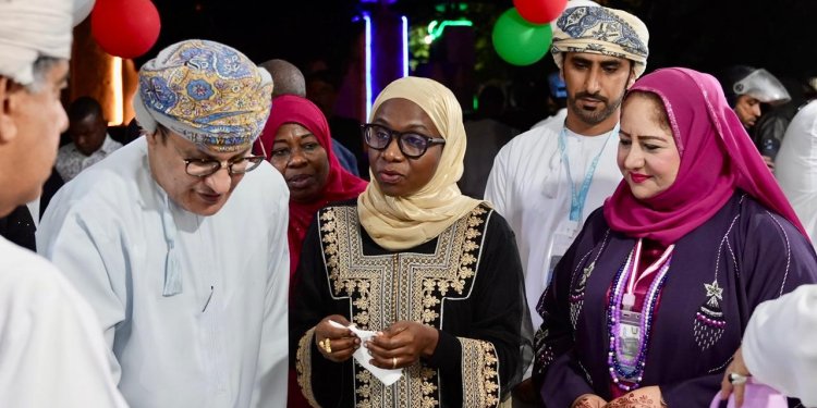 ملتقى الثقافة العُمانية في زنجبار ينطلق برؤى تاريخية وثقافية