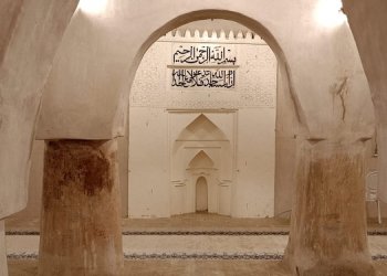 320 مترًا من الذاكرة: جامع حجرة الورود بين العلم والعمارة