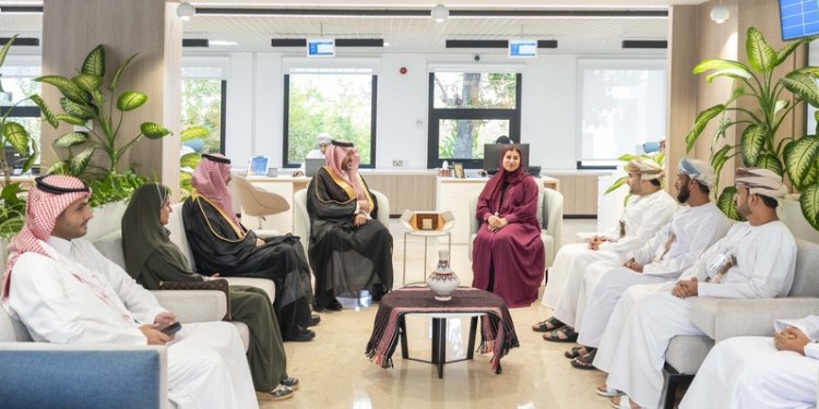 وفد سعودي يطلع على تجربة سلطنة عُمان في مجال ريادة الأعمال