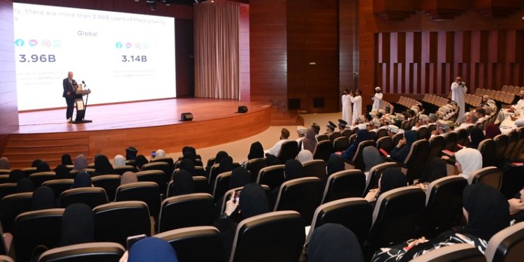 مركز التواصل الحكومي يستعرض مع “ميتا” أحدث ممارسات التفاعل الرقمي وأدوات الذكاء الاصطناعي