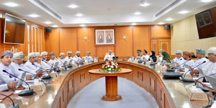 بلدي جنوب الباطنة يستعرض عددًا من الموضوعات الخدمية والتنموية