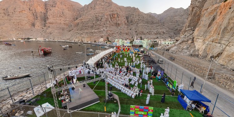 بين أحضان الجبال والبحر.. انطلاق مهرجان كمزار الأول ليروي حكاية التفرد ضمن موسم الشتاء مسندم