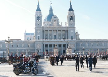 جلالةُ السُّلطان يزور قاعة مجلس مدينة مدريد