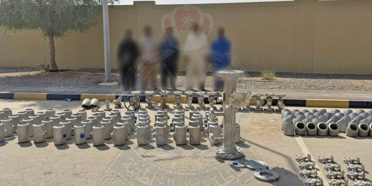 القبض على 9 آسيويين بتهمة سرقة معدات وأدوات من شركة عاملة في قطاع النفط والغاز
