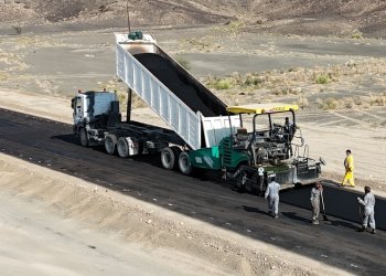 تنفيذ مشروعات تنموية وخدمية في ولاية إبراء بتكلفة تتجاوز 40 مليون ريال عُماني