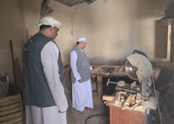 حماية المستهلك بشمال الباطنة تضبط ورشة غير مرخّصة تصنّع أثاثًا غير صالح للاستخدام