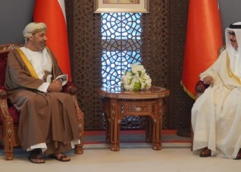 لقاء وزير الداخلية بنظيره البحريني لتعزيز سبل التعاون وتبادل الخبرات أمنيًا