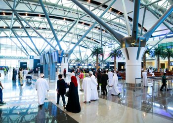 11.17 مليون مسافر عبر مطارات عُمان حتى سبتمبر 2025.. والهنديون يتصدرون القائمة