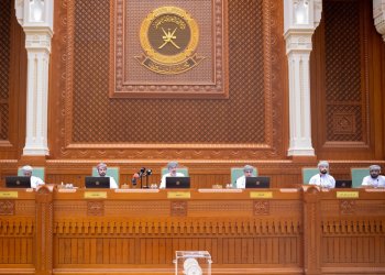 مشروع الموازنة العامة وخطة التنمية الخمسية الـ 11 على طاولة أعضاء مجلس الشورى