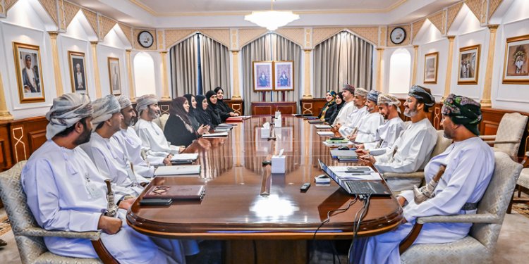 اللجنة المشتركة بين جامعة السُّلطان قابوس والتنمية الاجتماعية تبحث إعداد دليل نفسي لحماية الأطفال من العنف