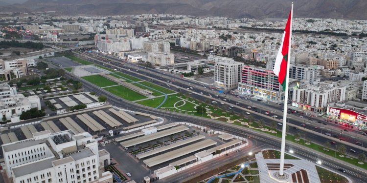 سلطنة عُمان.. حضورٌ يليق بتاريخها العريق ونهضةٌ يخطُّ ملامحها جلالة السُّلطان