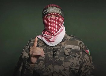 حين يرحل الصوت ويبقى الصدى