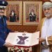 جلالةُ السُّلطان يُنعم بوسام عمان العسكري من الدرجة الثانية لقائد القوات الجوية الملكية السعودية