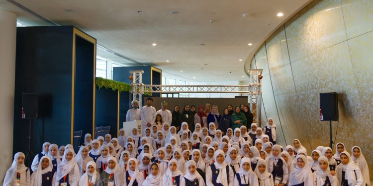 ختام النسخة الأولى من مبادرة «سفراء الاستدامة» في مدرسة سفانة بنت حاتم الطائي في يتي