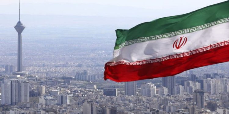 بين الحصار والصمود .. كيف تدير إيران لحظة إقليمية شديدة التعقيد