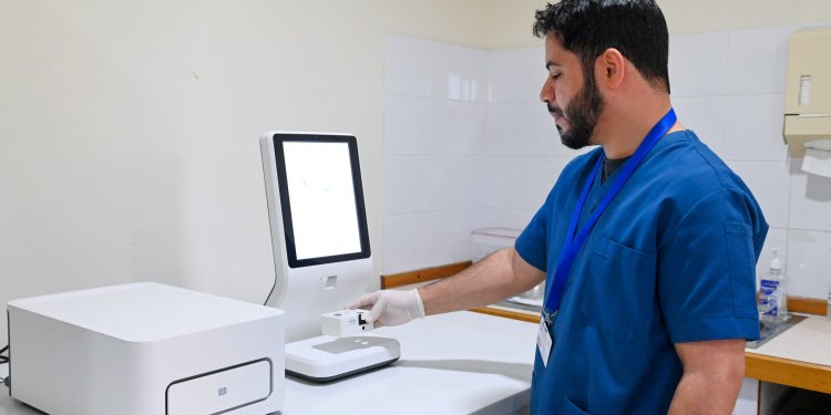 “المستشفى السُّلطاني” يختصر زمن فحوصات سرطان القولون والمستقيم من أسابيع إلى يوم واحد فقط