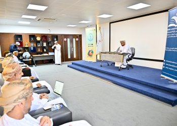 12 فريقاً يمثلون نخبة من الجامعات والكليات في بطولة كوراثون