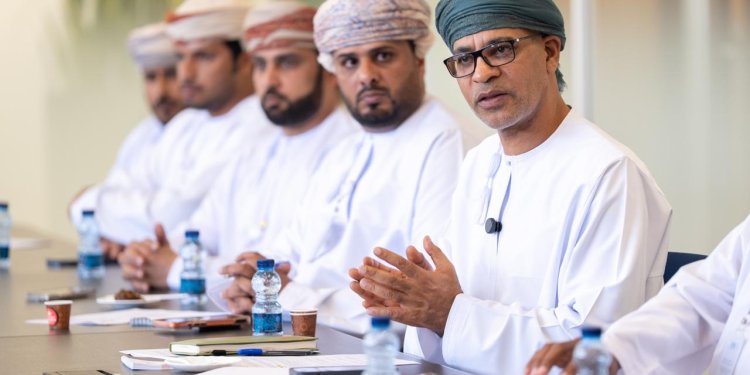 إطلاق برنامج التدريب الصيفي بين المنطقة الاقتصادية الخاصة بالدقم وجامعة السلطان قابوس