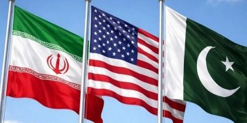 تحرك باكستاني لإعادة واشنطن وطهران إلى طاولة المفاوضات