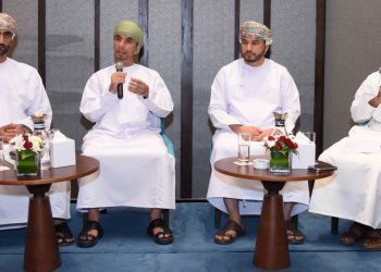 نظمها بنك مسقط بالتعاون مع عدد من المؤسسات .. ندوة المدفوعات الرقمية تطرح أوراق عمل متخصصة تؤكد على تعزيز الكفاءة والتوعية والالتزام بتوفير خدمة الدفع الإلكتروني للمستهلكين