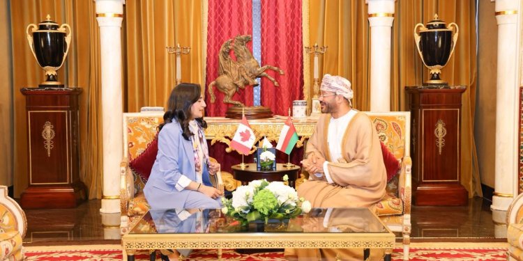 عمان وكندا: توافق دبلوماسي لتعزيز أمن الملاحة واستقرار سلاسل الإمداد