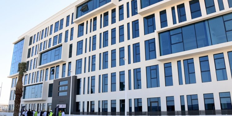 افتتاح المرحلة الأولى من “ميسان سكوير الدقم” بـ 104 وحدات سكنية و130 وحدة تجارية