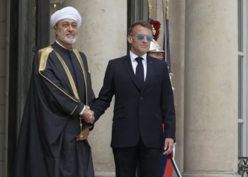 جلالةُ السُّلطان والرئيسُ الفرنسي يشهدان التّوقيع على 6 اتفاقيّات و3 مذكّرات تفاهم و3 إعلانات نوايا بين البلديْن الصّديقيْن