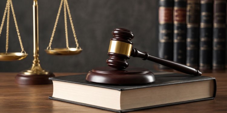 أُلغيت اليوم بمرسوم سلطاني.. ماذا تعرف عن المادة (146) من قانون العمل؟