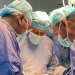نجاحُ إجراء عملية جراحية معقدة لاستئصال ورم في القولون بمستشفى صور المرجعي