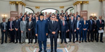 بحضور جلالةِ السُّلطان والرئيسِ الفرنسي.. مُنتدى رجال الأعمال يبحث تعزيز فرص التّعاون والشّراكة العُمانيّة الفرنسيّة