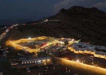 الجبل الشرقي بالحمراء يشهد حراكًا سياحيًا متناميًا يعززه تنوع الفعاليات والمشروعات النوعية