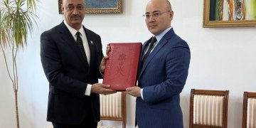 جلالة السلطان يبعث رسالة خطية للرئيس الكازاخستاني