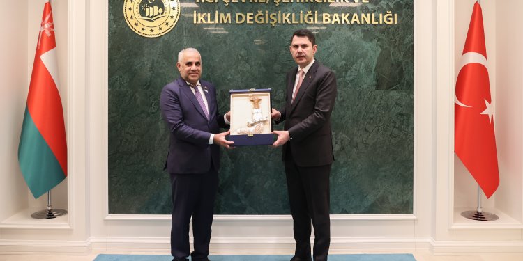سلطنة عُمان وتركيا تعززان الشراكة الاستثمارية بتوقيع مذكرة تفاهم في الإسكان والتخطيط العمراني