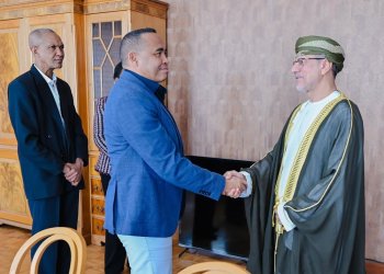 رئيس مدغشقر يستقبل رئيس جهاز الاستثمار العُماني لبحث توسيع التعاون الاقتصادي والاستثماري